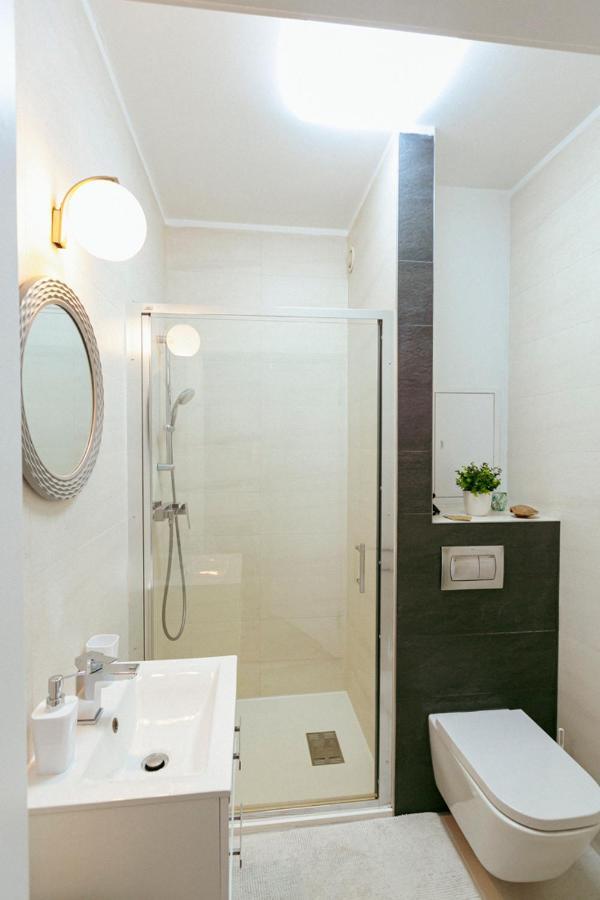 Pawia 51 - Piekny Wiok Na Centrum Warszawy - Duzy Balkon - Smart Tv 55 Cali Wifi - Good Apartments Warsaw Exterior photo
